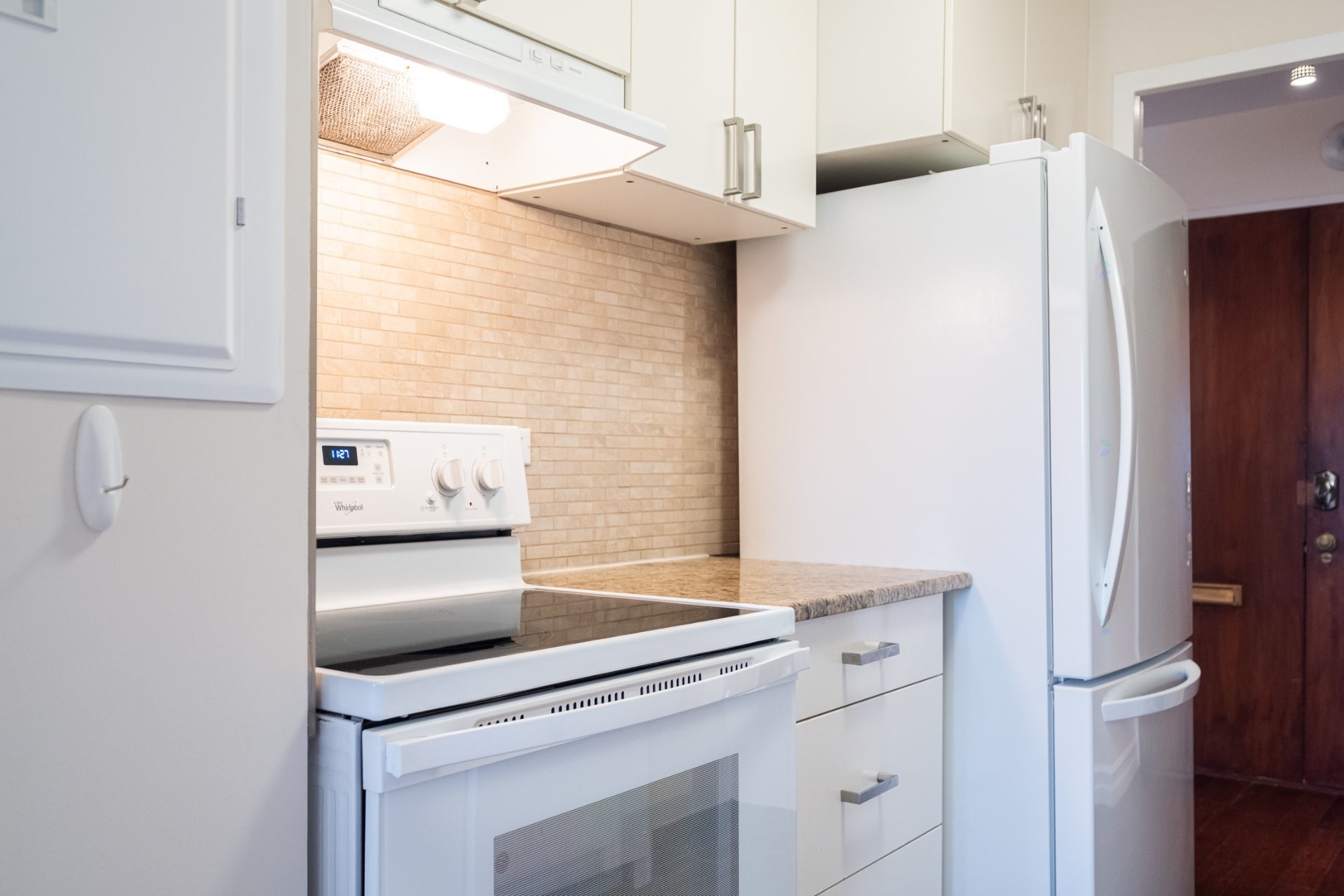 









5700


Boul. Cavendish

, 403,
Côte-Saint-Luc,




QC
H4W1S8

