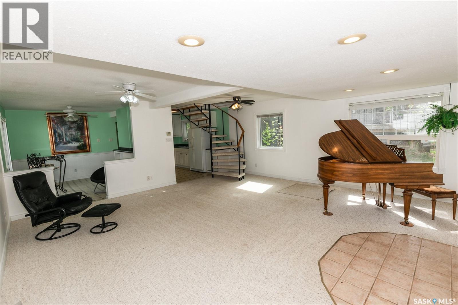 












632 Saskatchewan AVENUE

,
Kerrobert,




Saskatchewan
S0L1R0

