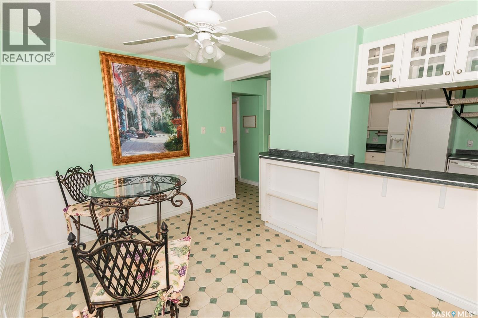 












632 Saskatchewan AVENUE

,
Kerrobert,




Saskatchewan
S0L1R0

