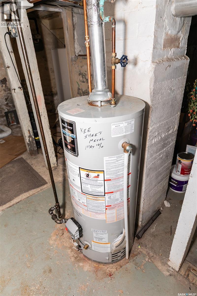 












632 Saskatchewan AVENUE

,
Kerrobert,




Saskatchewan
S0L1R0

