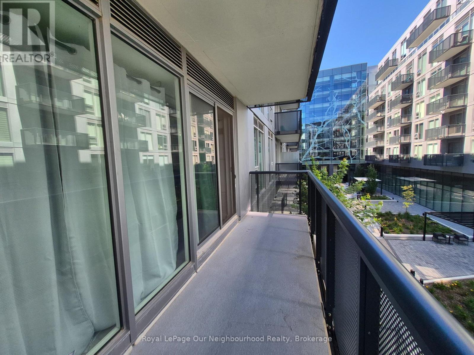 












231 - 2450 OLD BRONTE ROAD

,
Oakville (WM Westmount),




Ontario
L5M5P6

