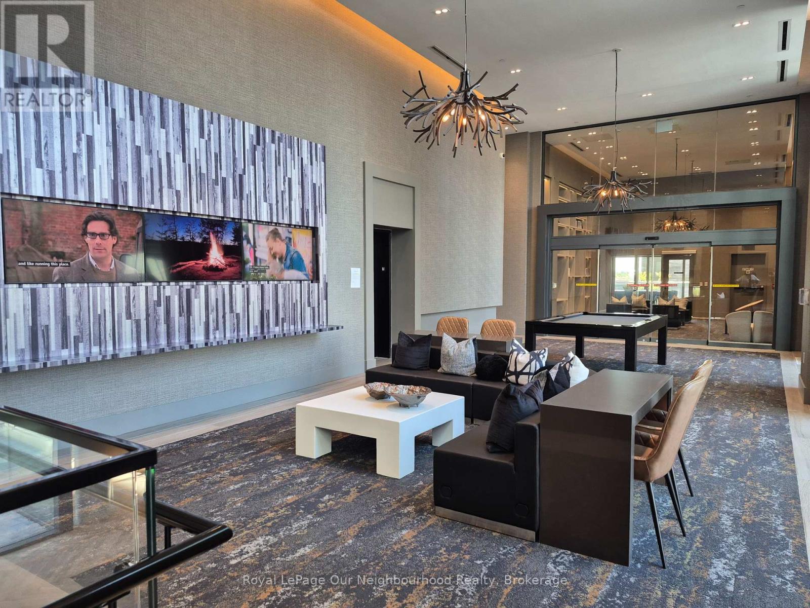 












231 - 2450 OLD BRONTE ROAD

,
Oakville (WM Westmount),




Ontario
L5M5P6

