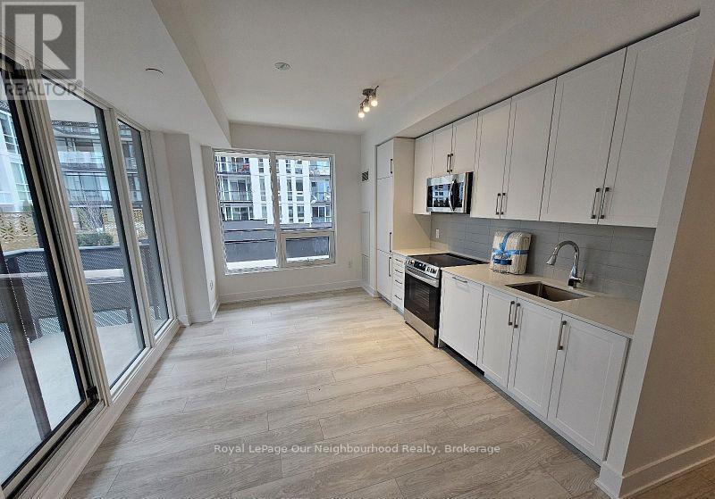 












231 - 2450 OLD BRONTE ROAD

,
Oakville (WM Westmount),




Ontario
L5M5P6

