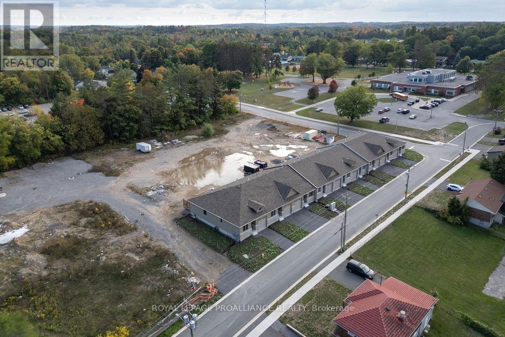 












159 POMEROY AVENUE

,
Tweed (Tweed (Village)),




Ontario
K0K3J0

