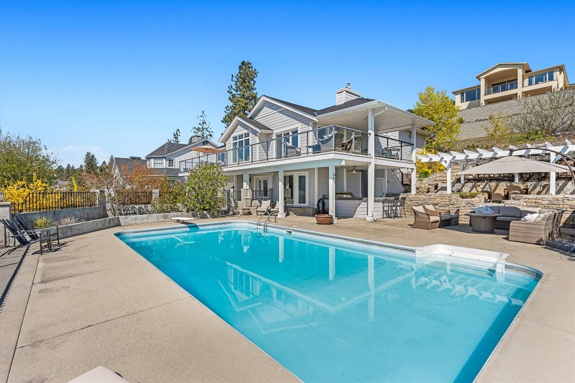 









1312


Menu

Road,
West Kelowna,




BC
V1Z 3K2

