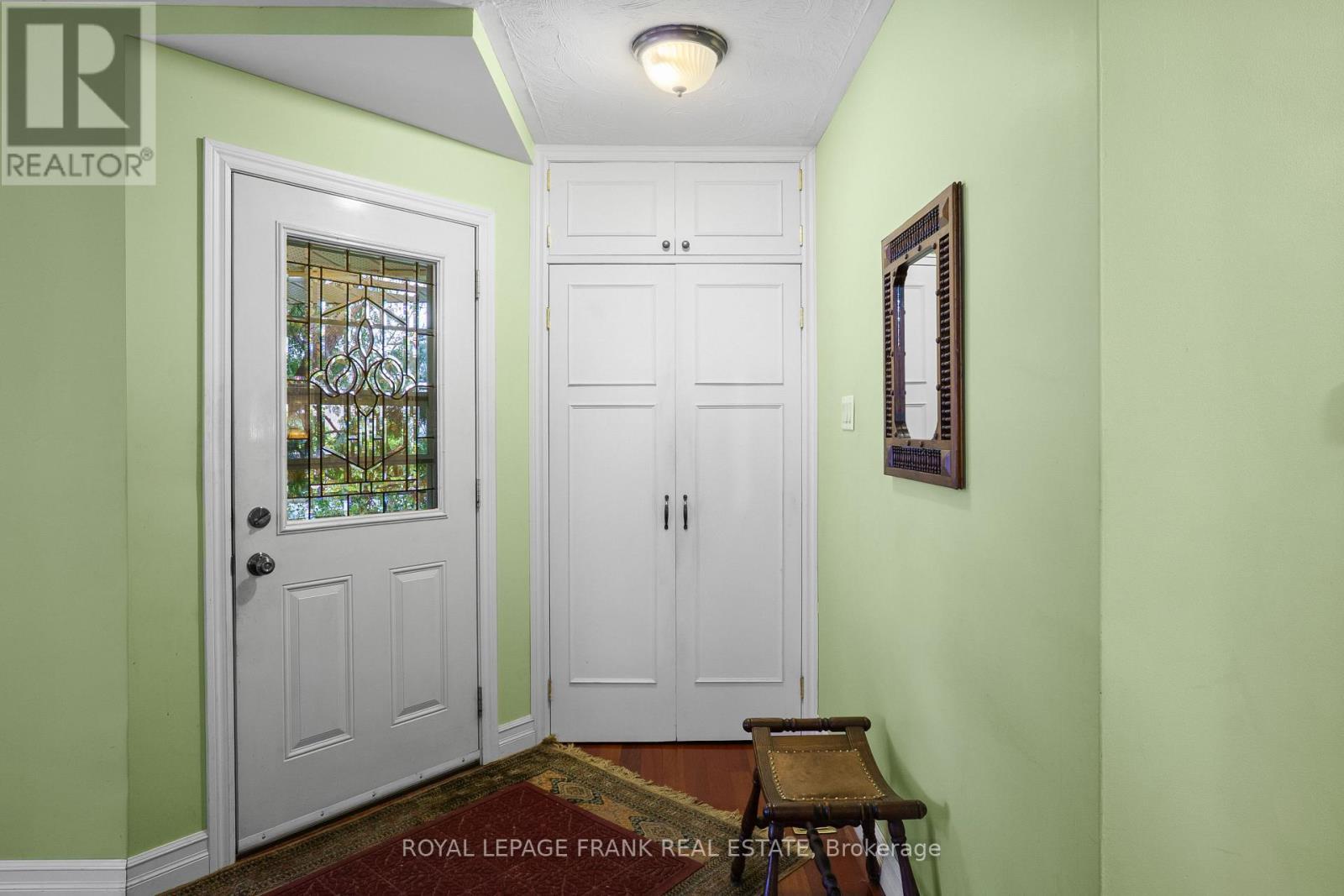 












308 COTTONWOOD DRIVE

,
Peterborough (Monaghan Ward 2),




Ontario
K9J6N4


