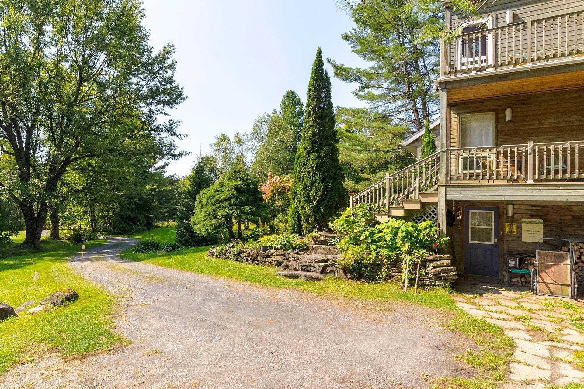 









246


Ch. Lowry

,
Sutton,




QC
J0E2K0

