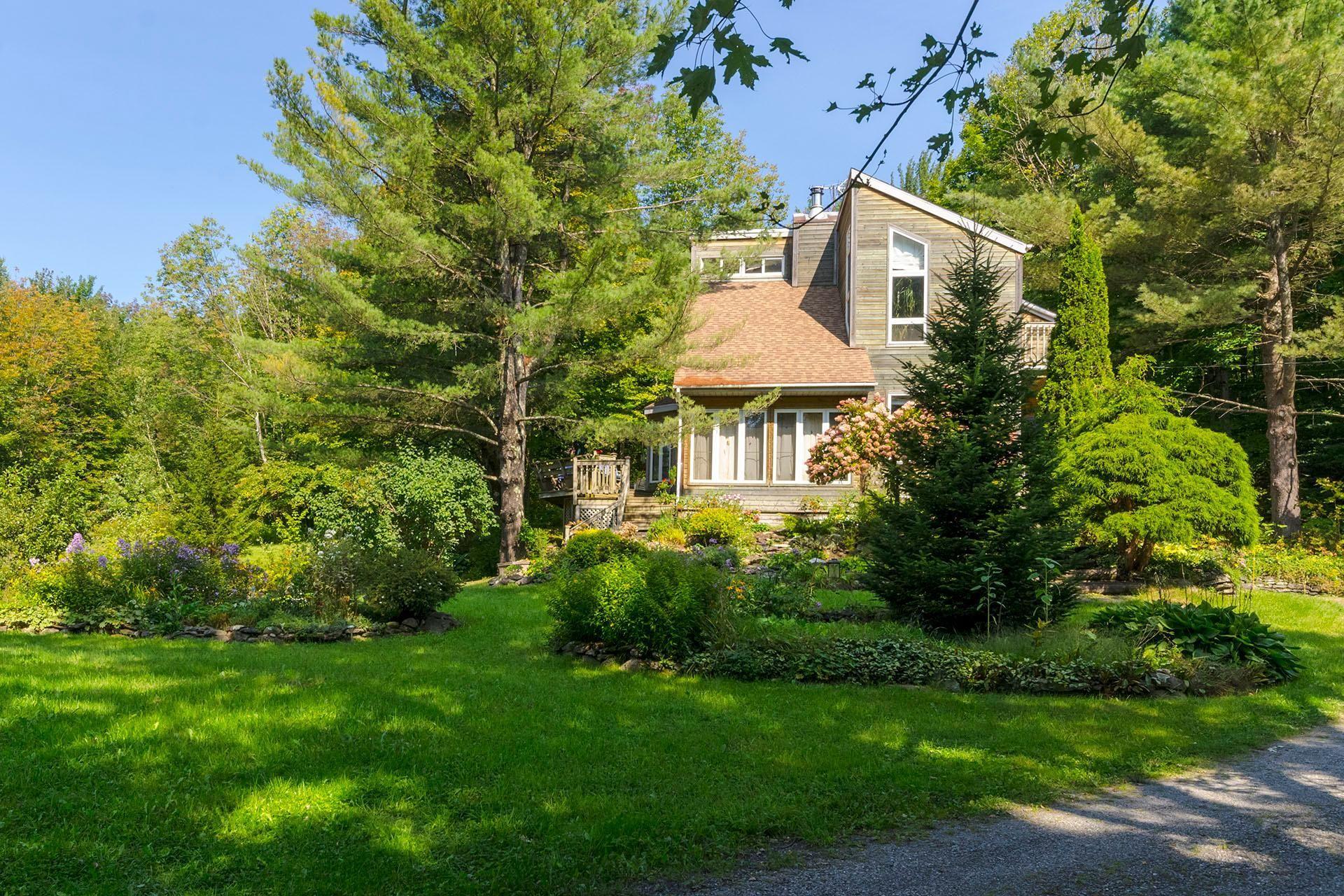 









246


Ch. Lowry

,
Sutton,




QC
J0E2K0

