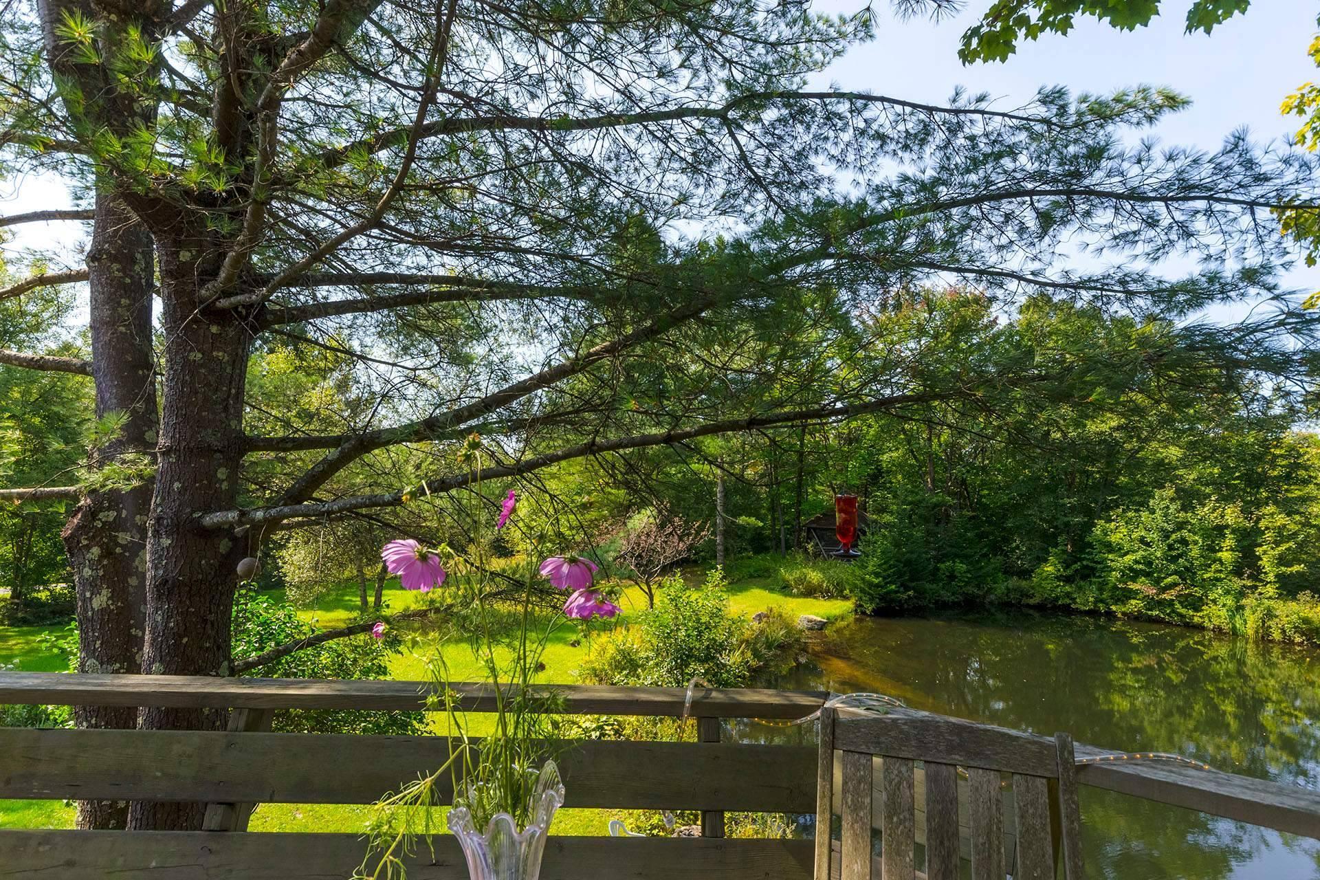 









246


Ch. Lowry

,
Sutton,




QC
J0E2K0

