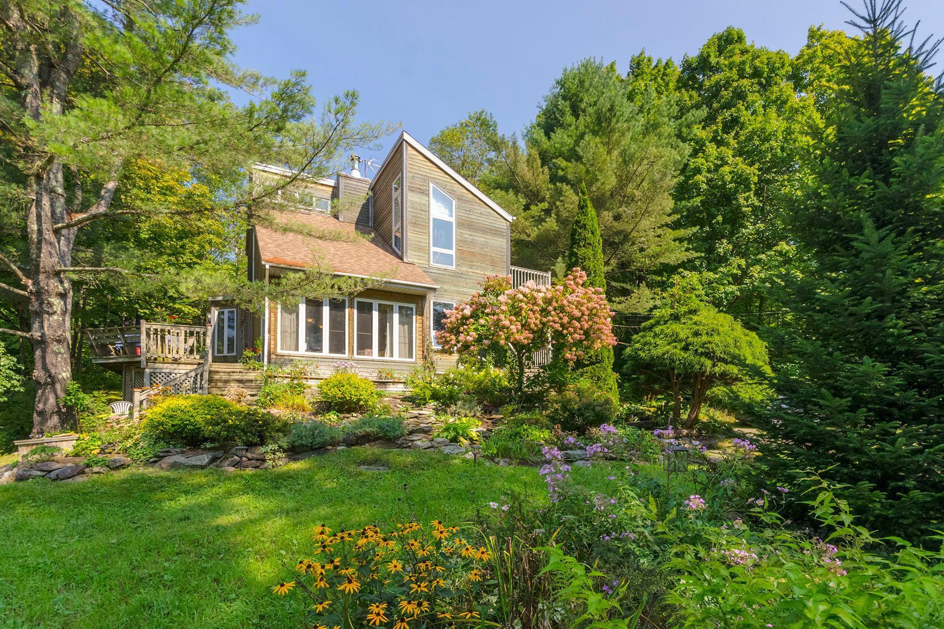 









246


Ch. Lowry

,
Sutton,




QC
J0E2K0

