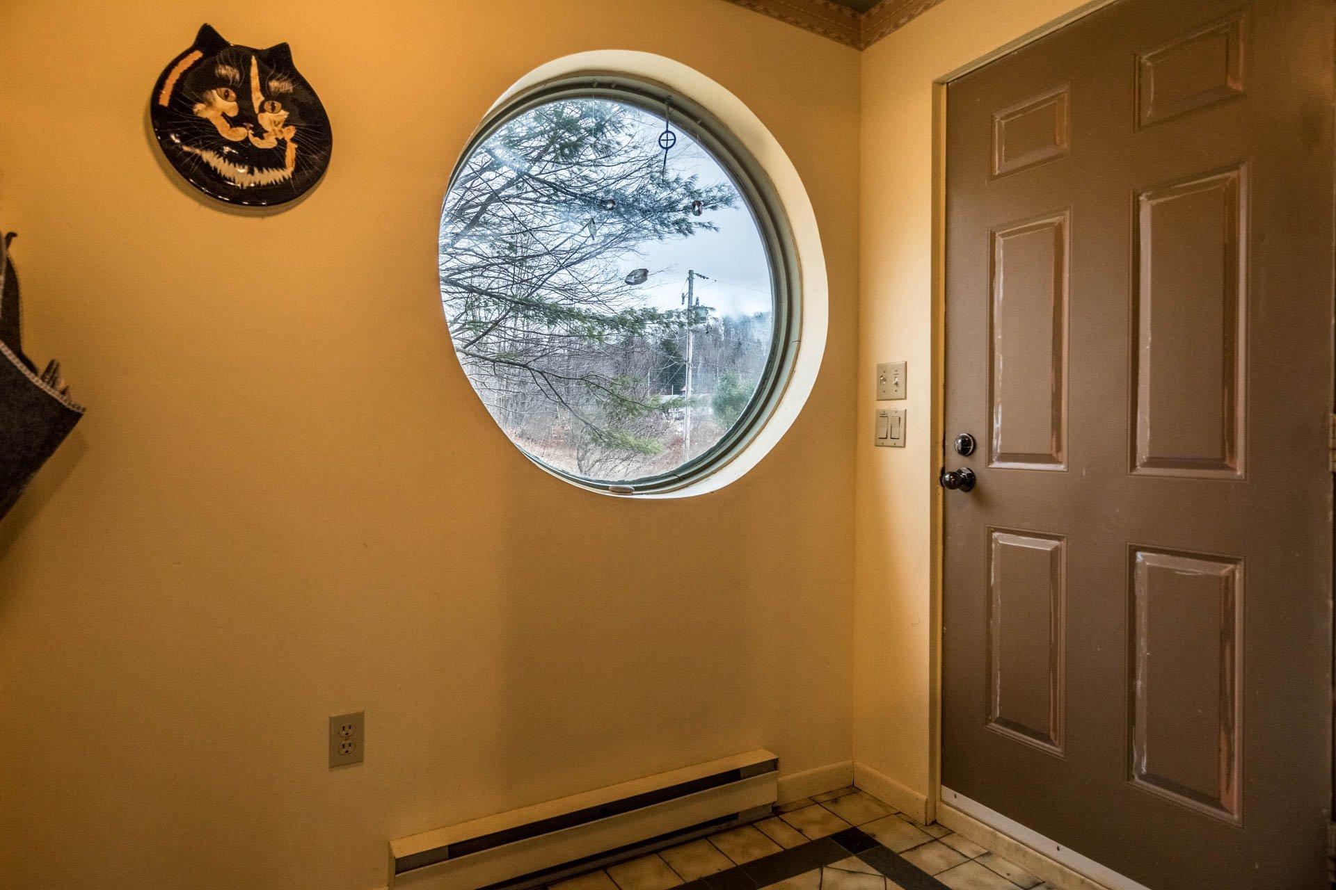 









246


Ch. Lowry

,
Sutton,




QC
J0E2K0

