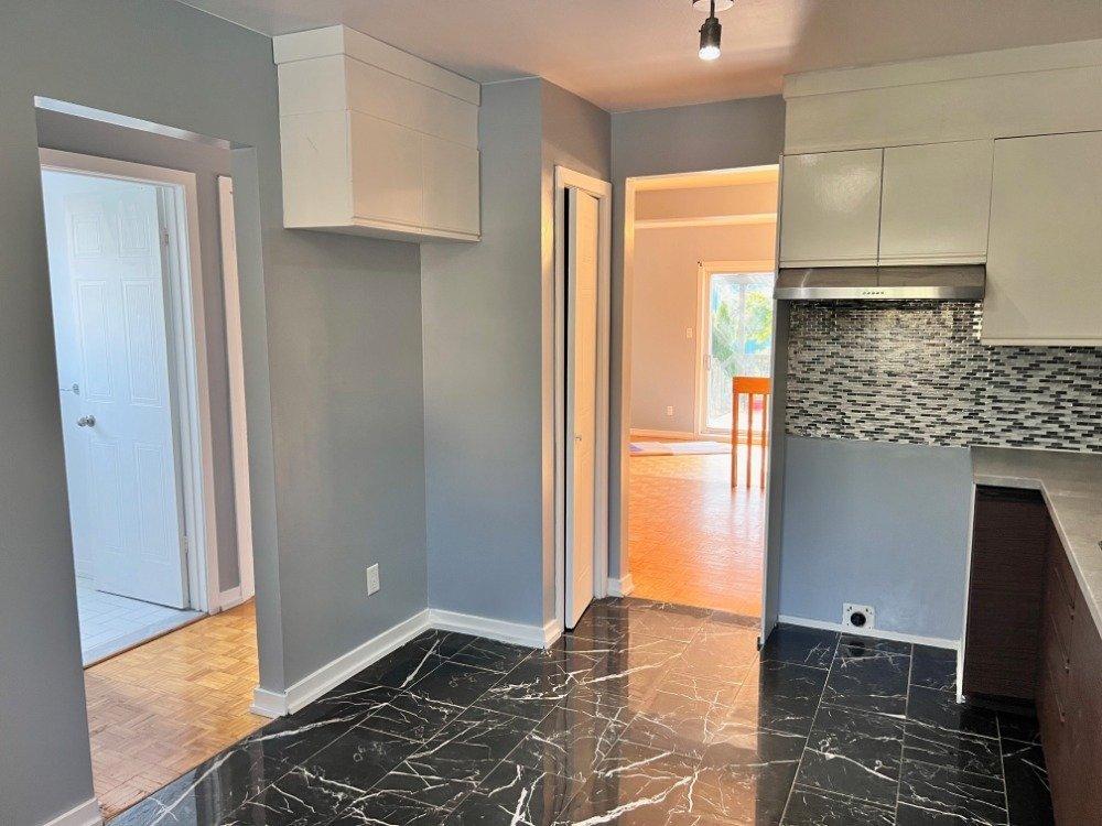 









825


Rue Schubert

,
Brossard,




QC
J4X1X6

