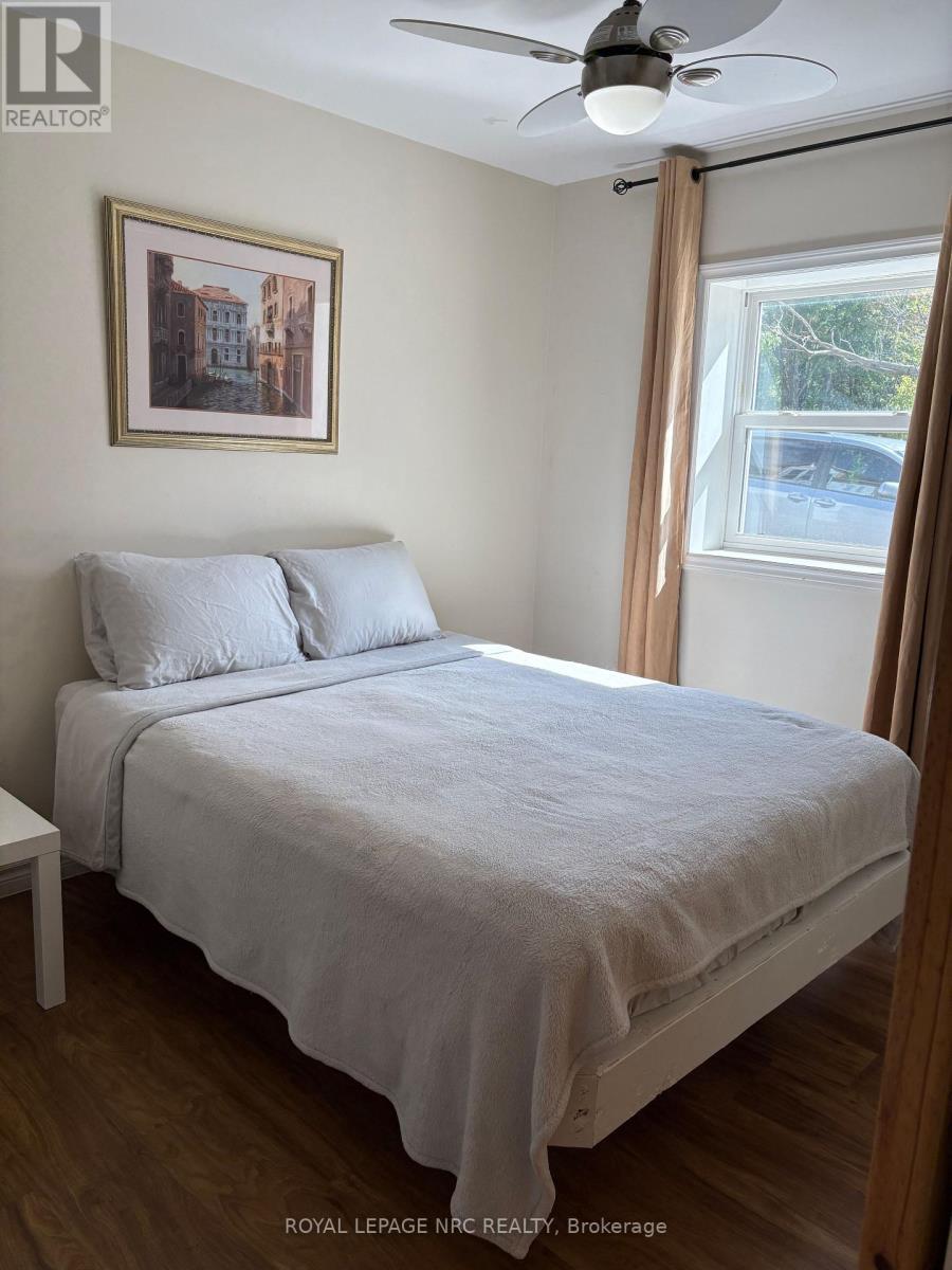 












375 ALMOND LANE

,
St. Catharines (Secord Woods),




Ontario
L2T1B9

