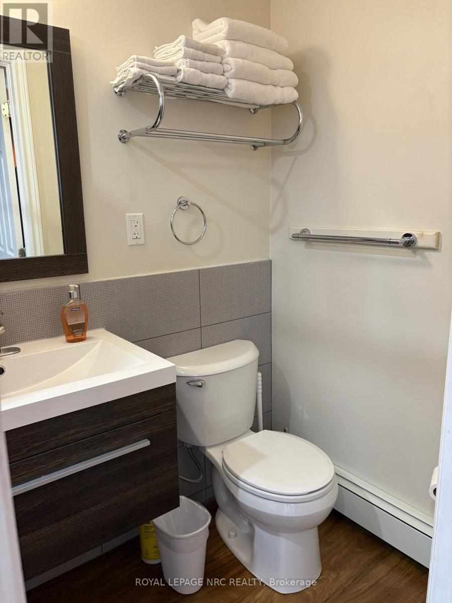 












375 ALMOND LANE

,
St. Catharines (Secord Woods),




Ontario
L2T1B9

