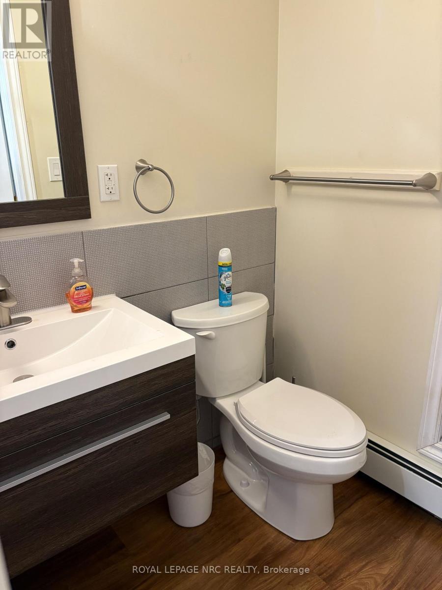 












375 ALMOND LANE

,
St. Catharines (Secord Woods),




Ontario
L2T1B9

