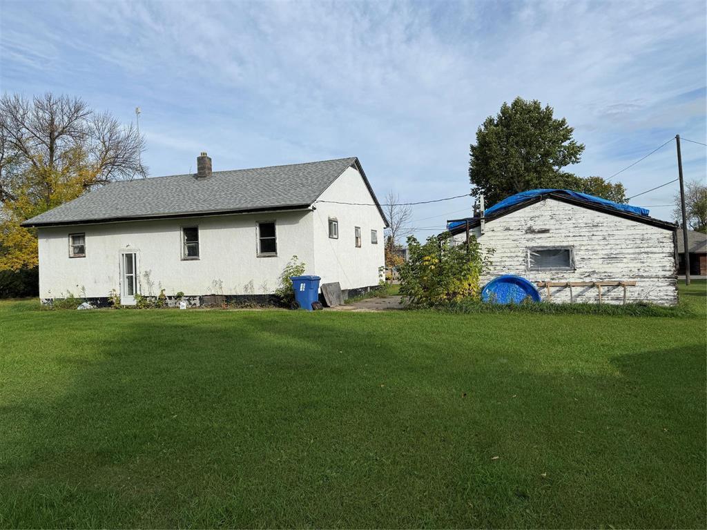 












315 2nd Avenue

,
Minitonas,




Manitoba
R0L1G0

