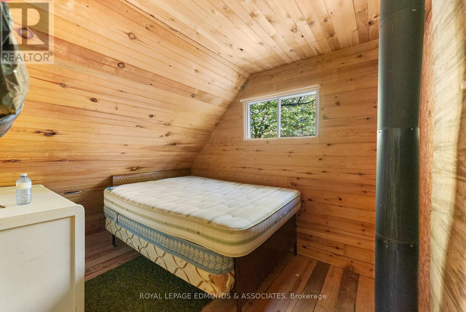 












0 HIGHWAY 60

,
North Algona Wilberforce,







Ontario
K0J1T0

