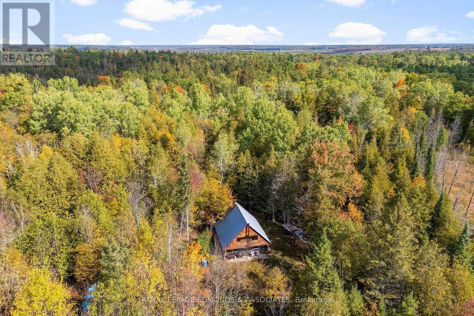 












0 HIGHWAY 60

,
North Algona Wilberforce,







Ontario
K0J1T0

