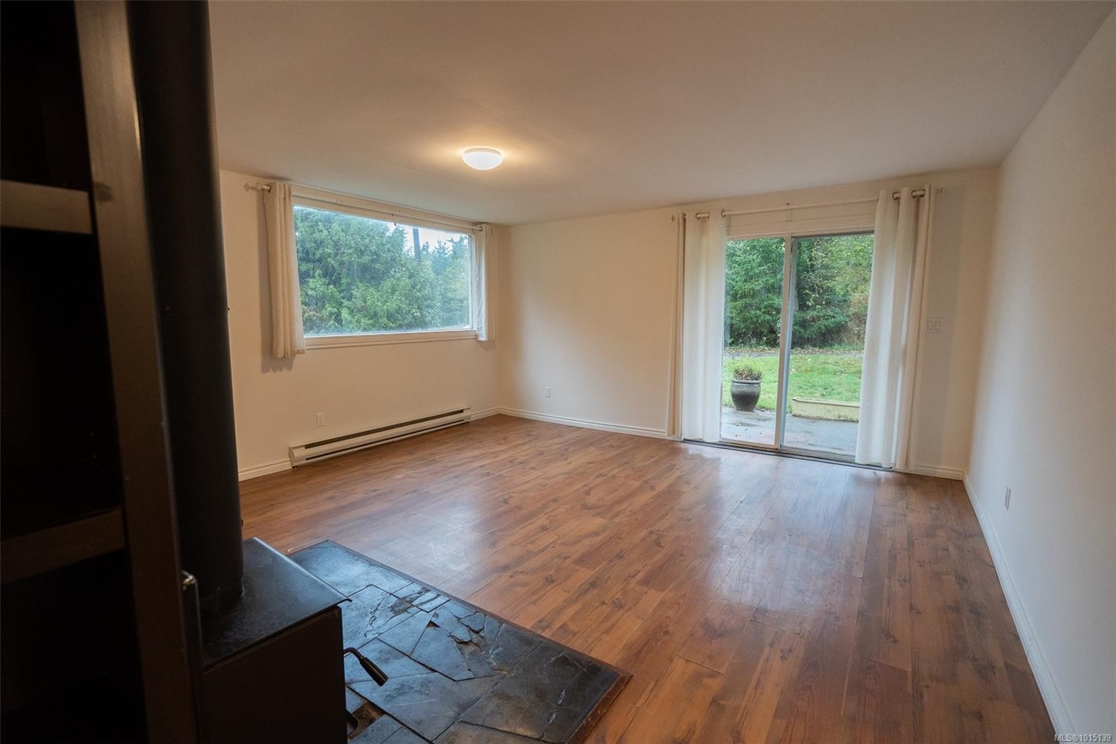 









110


Ross

Rd,
Salt Spring,




BC
V8K 1N8

