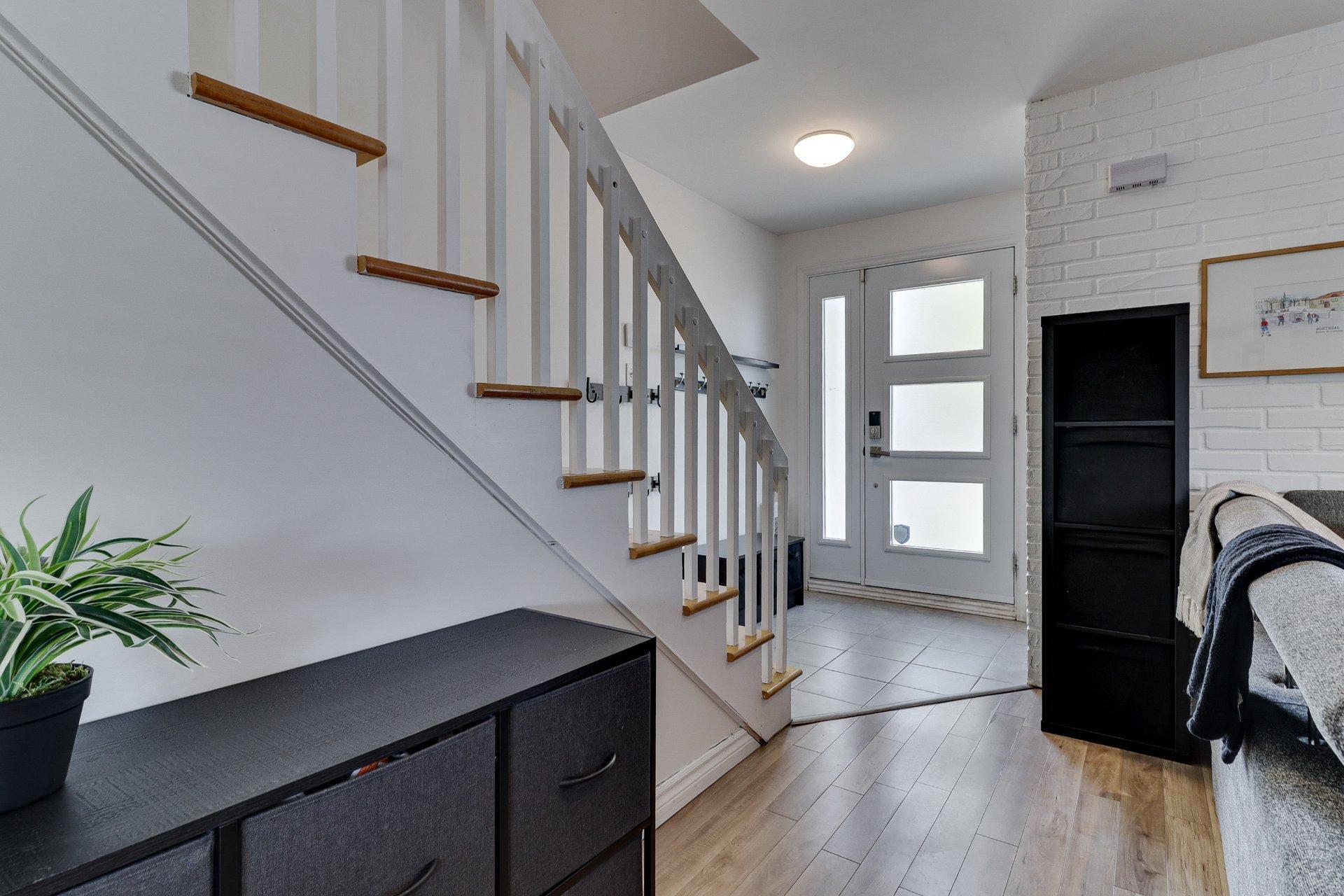 









160


Rue Deguire

,
Repentigny (Le Gardeur),




QC
J5Z4M1

