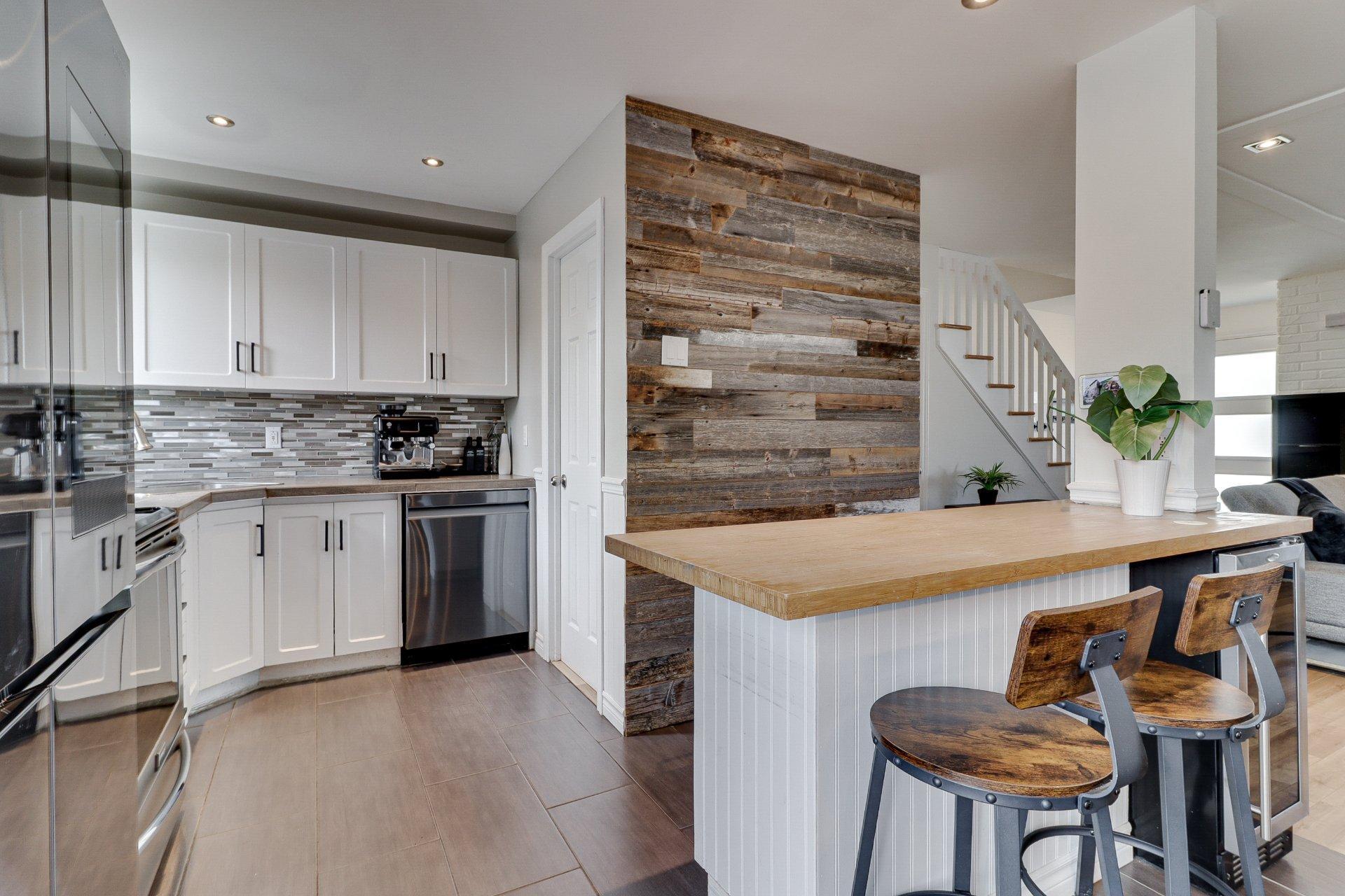 









160


Rue Deguire

,
Repentigny (Le Gardeur),




QC
J5Z4M1

