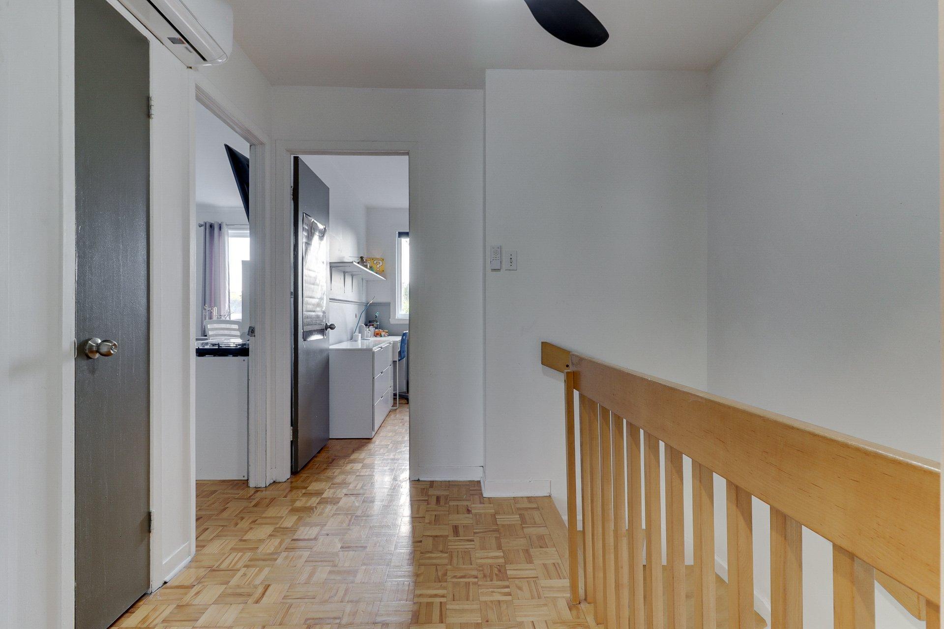 









160


Rue Deguire

,
Repentigny (Le Gardeur),




QC
J5Z4M1

