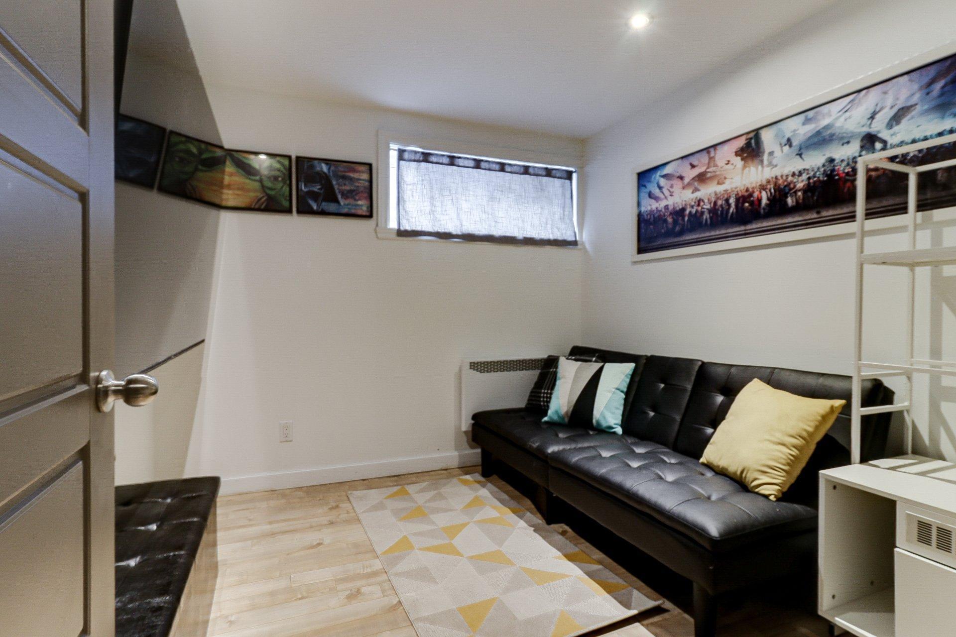 









160


Rue Deguire

,
Repentigny (Le Gardeur),




QC
J5Z4M1

