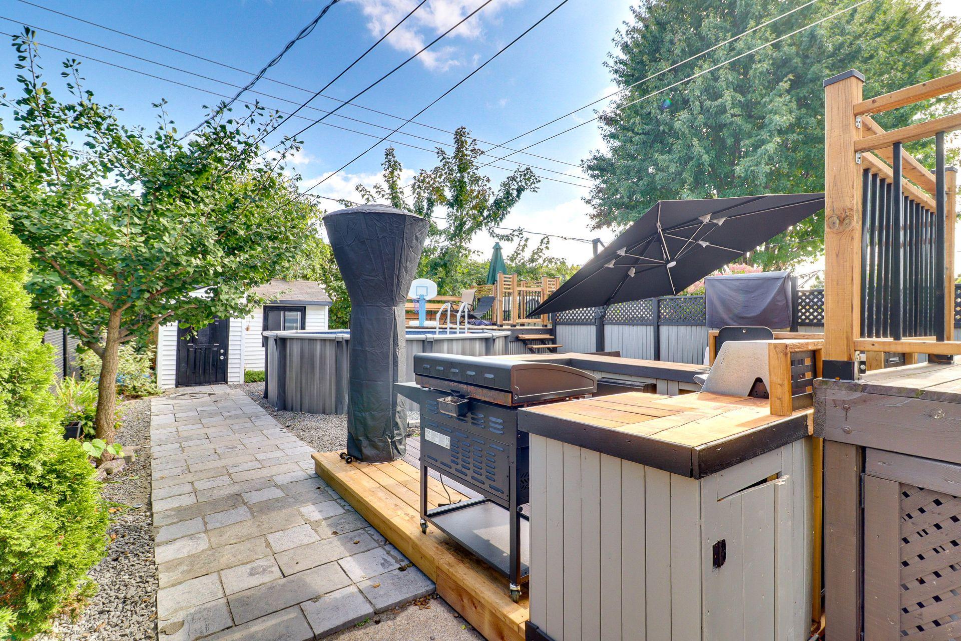 









160


Rue Deguire

,
Repentigny (Le Gardeur),




QC
J5Z4M1

