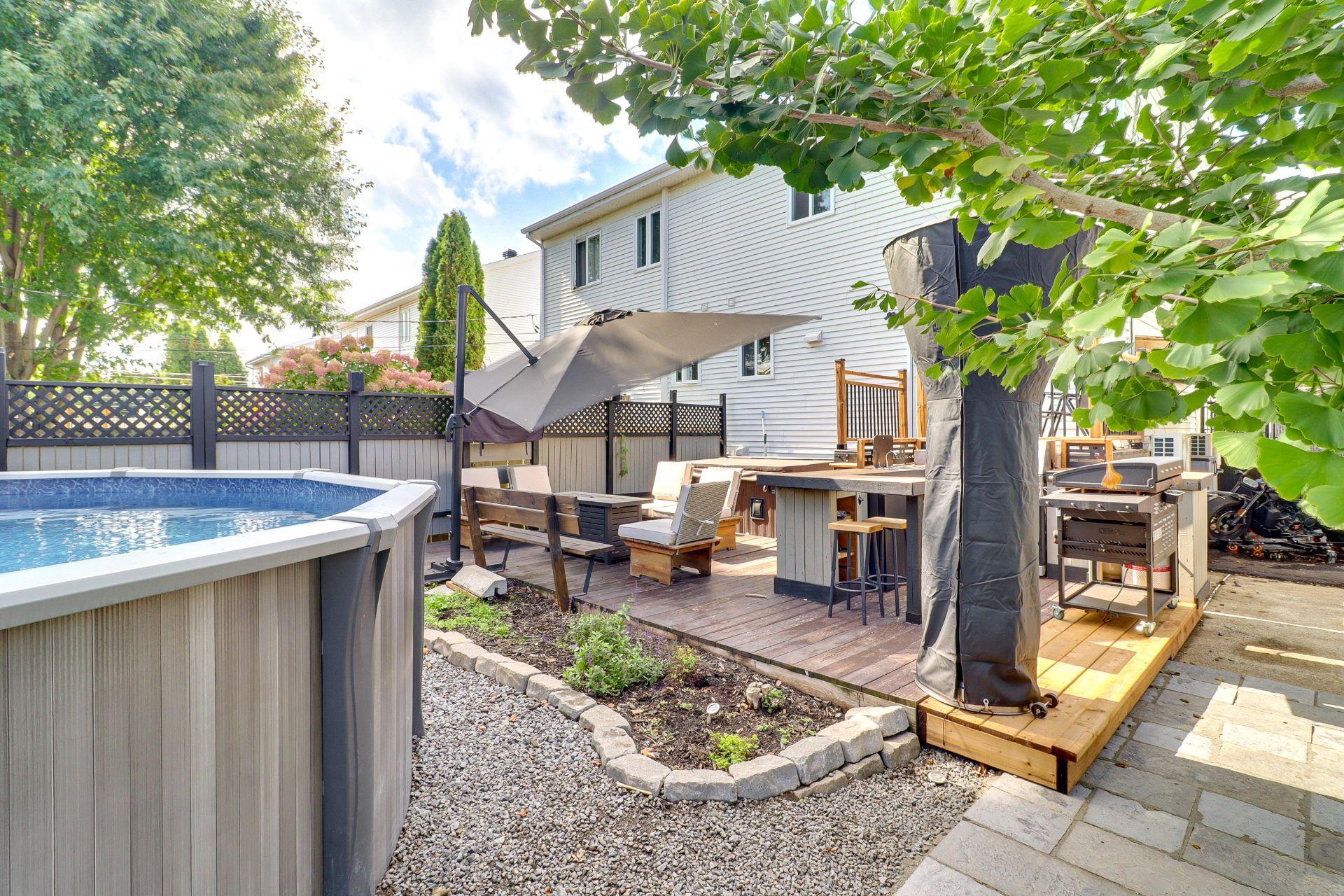 









160


Rue Deguire

,
Repentigny (Le Gardeur),




QC
J5Z4M1

