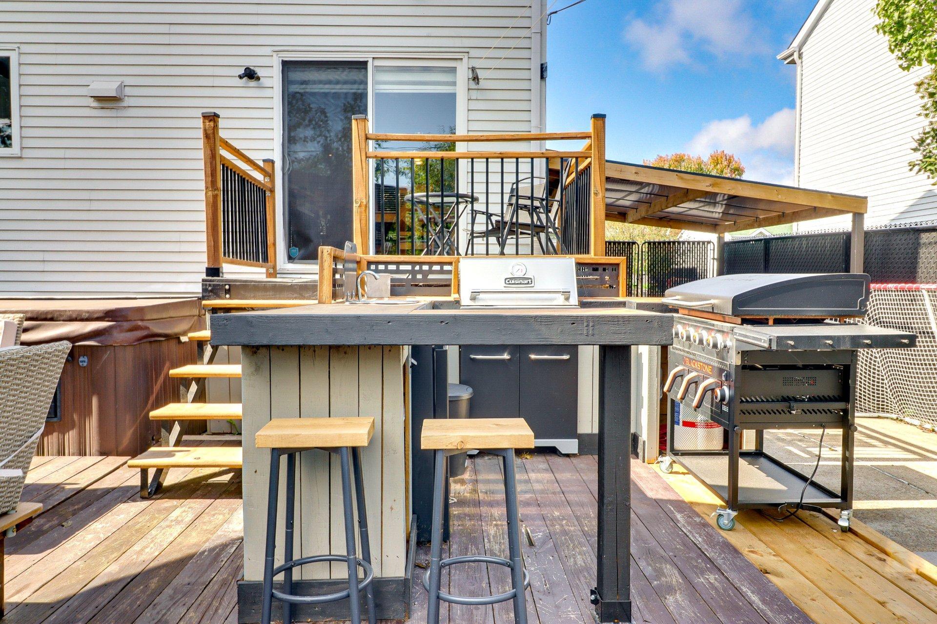 









160


Rue Deguire

,
Repentigny (Le Gardeur),




QC
J5Z4M1

