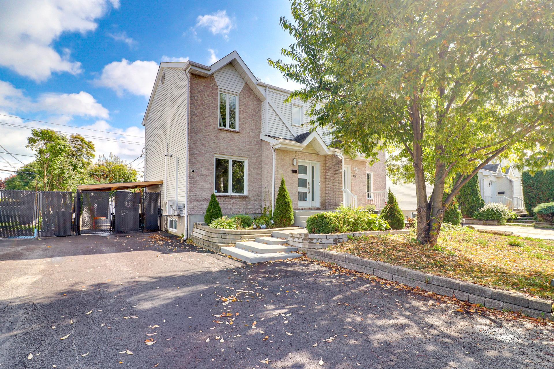 









160


Rue Deguire

,
Repentigny (Le Gardeur),




QC
J5Z4M1

