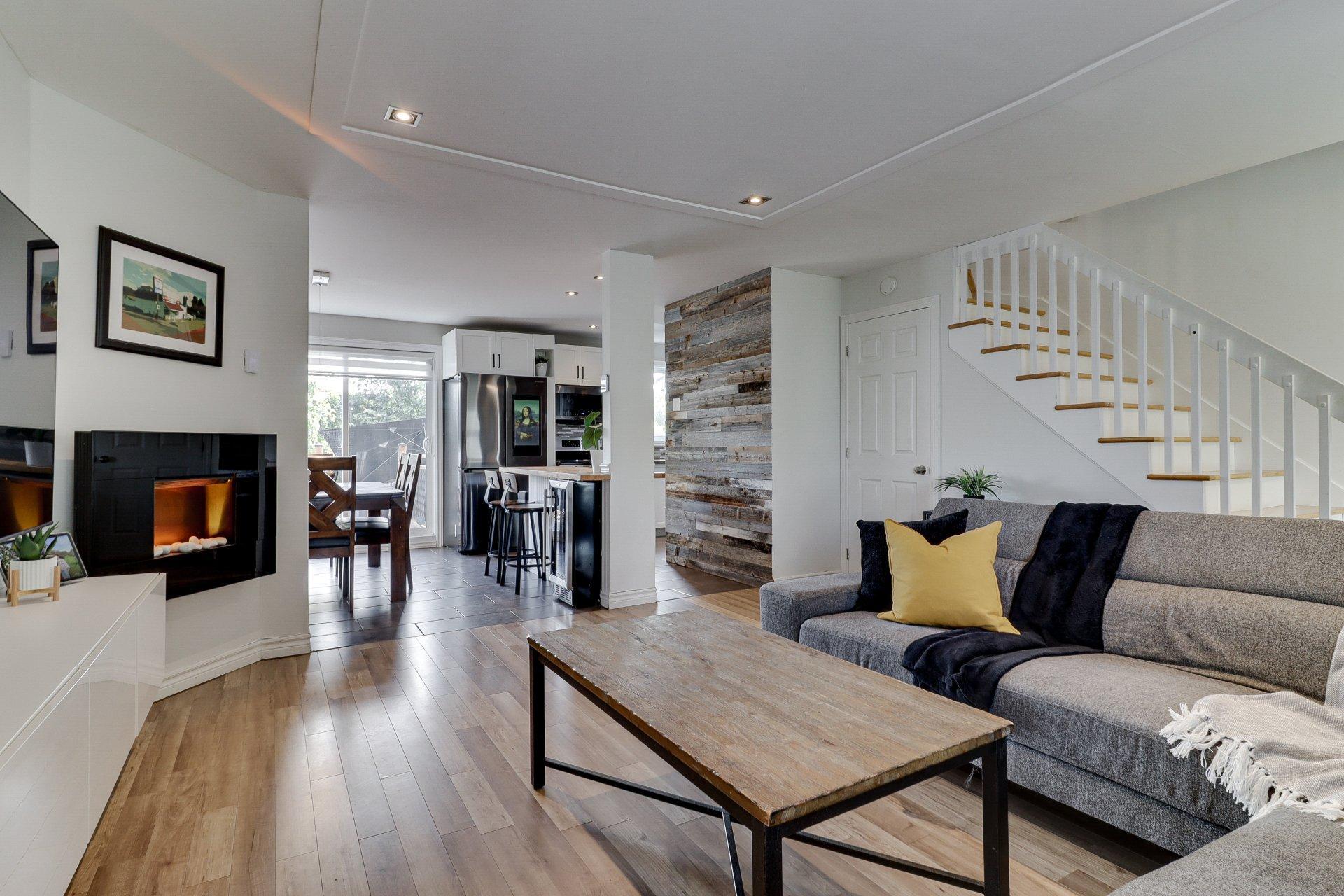 









160


Rue Deguire

,
Repentigny (Le Gardeur),




QC
J5Z4M1

