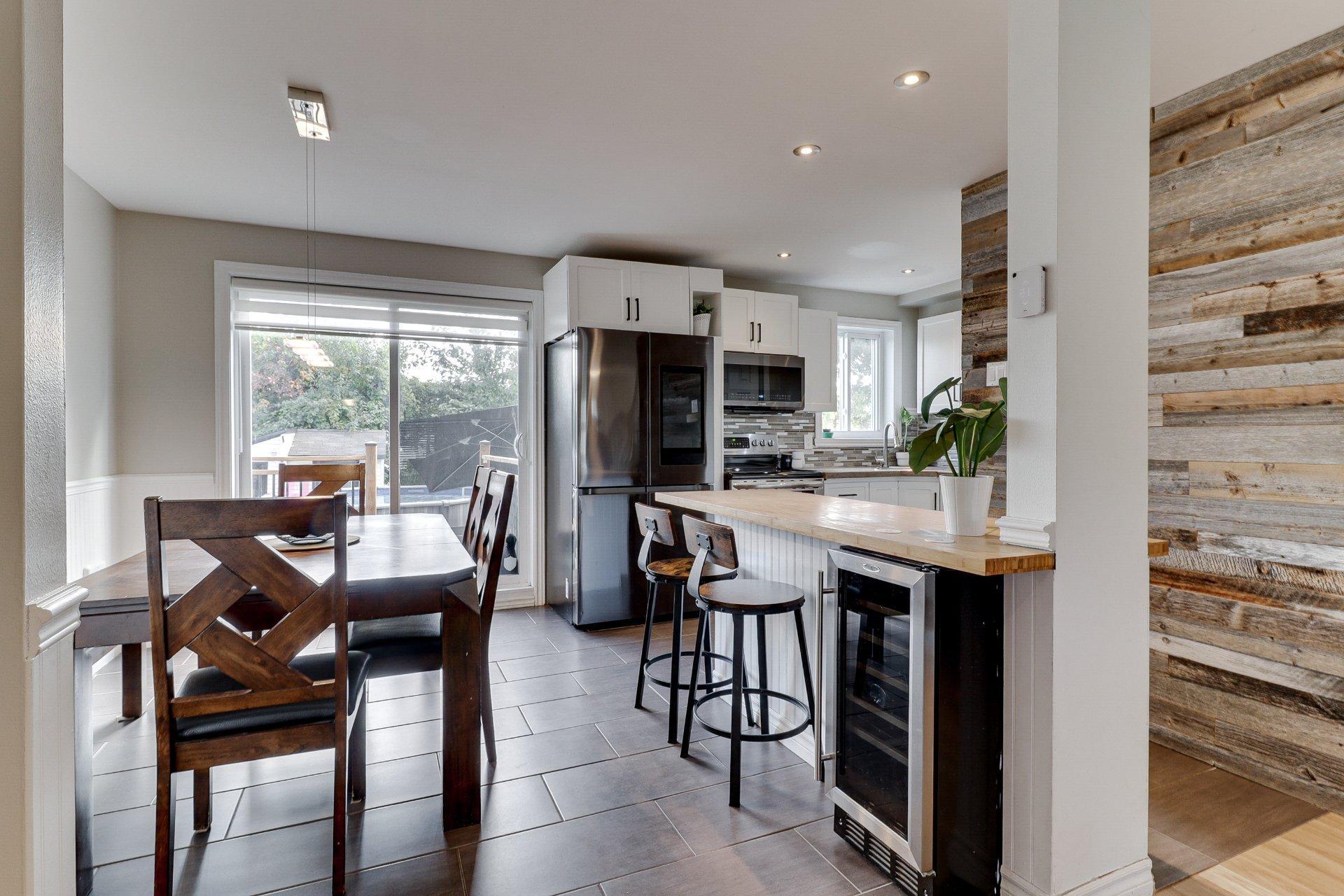 









160


Rue Deguire

,
Repentigny (Le Gardeur),




QC
J5Z4M1

