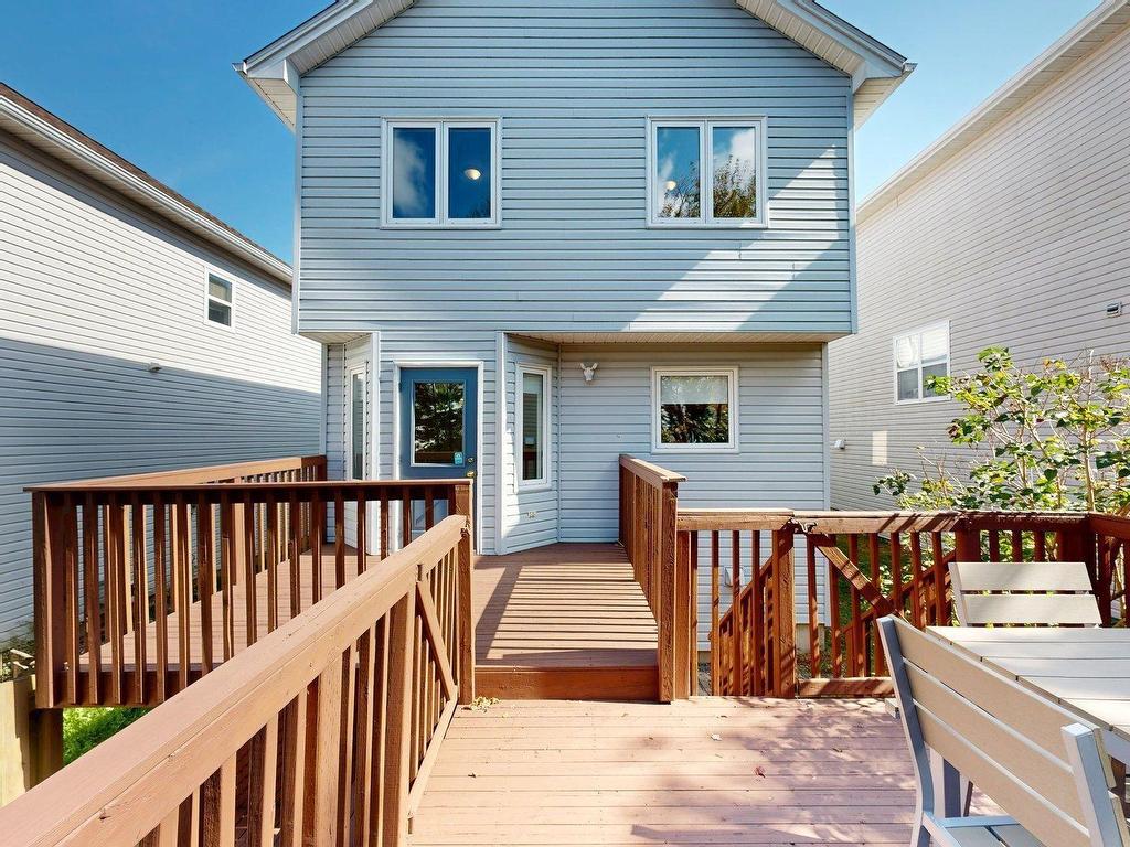 












11 Glenbourne Court

,
Halifax,




NS
B3S 1E2

