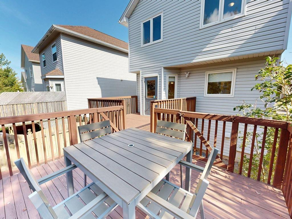 












11 Glenbourne Court

,
Halifax,




NS
B3S 1E2

