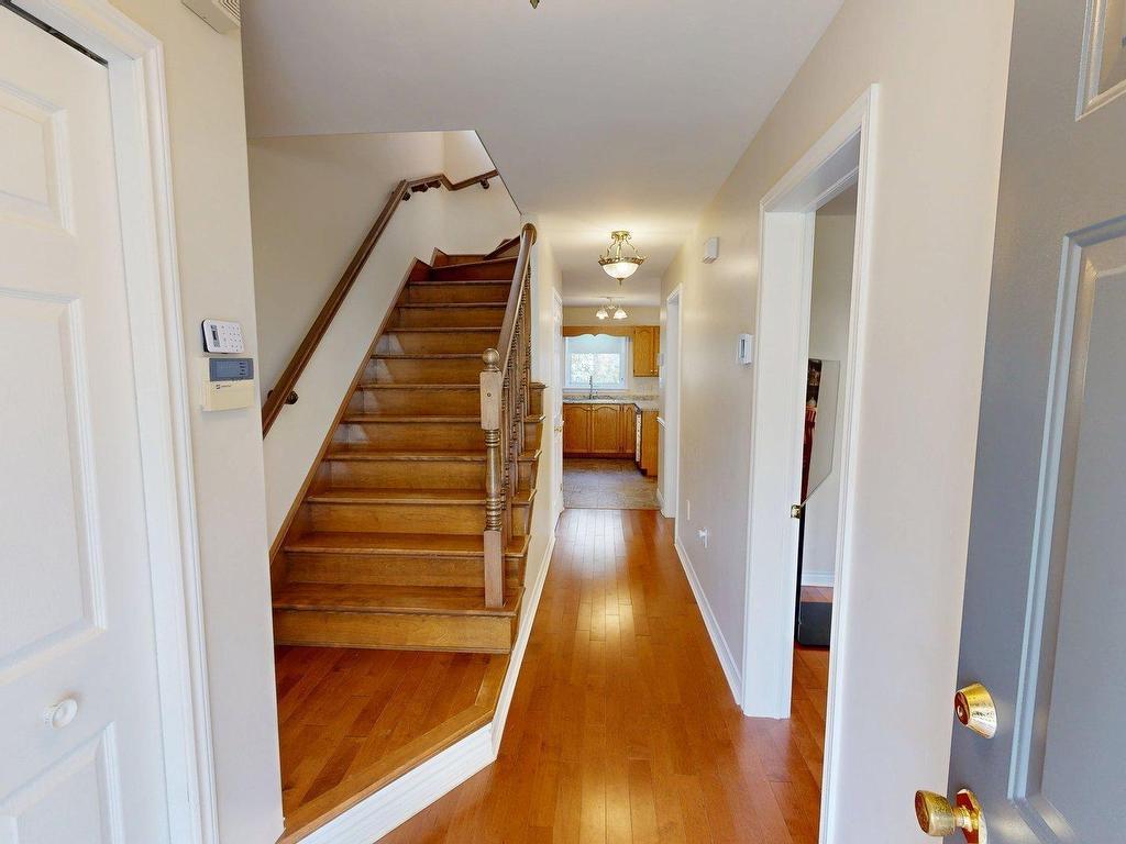 












11 Glenbourne Court

,
Halifax,




NS
B3S 1E2

