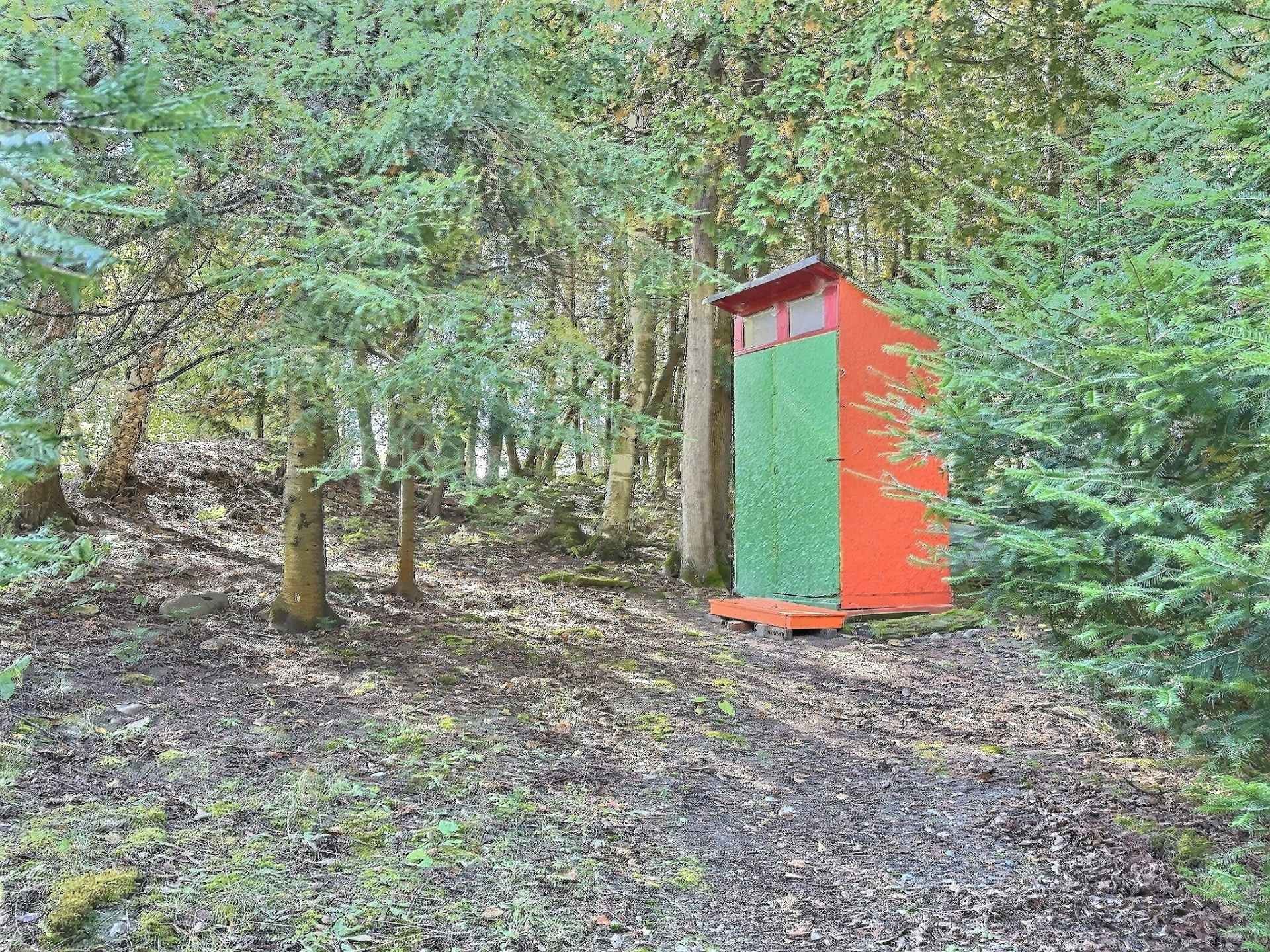 









1953


Ch. de la Galère

,
Saint-Édouard-de-Fabre,







QC
J0Z1Z0

