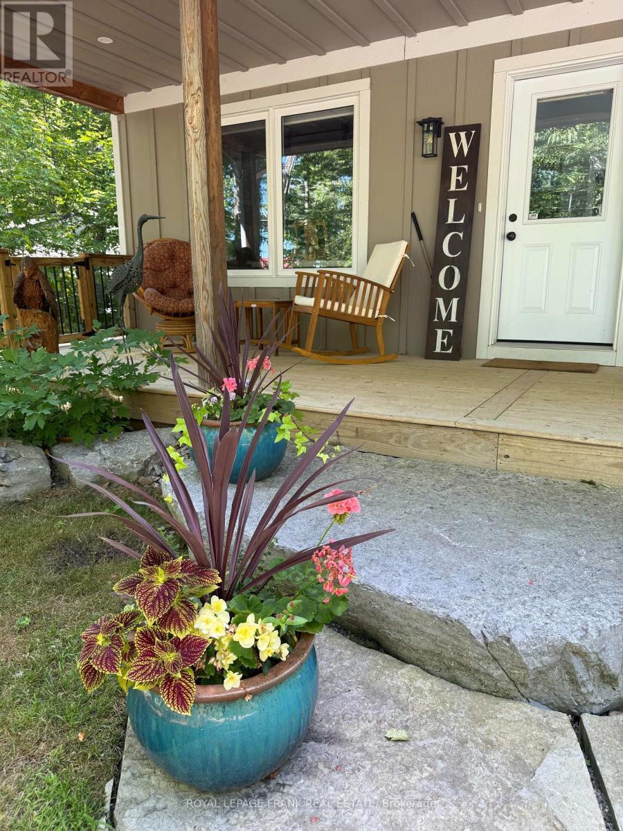 












24 TED'S LANE

,
Trent Lakes,




Ontario
K0L1J0

