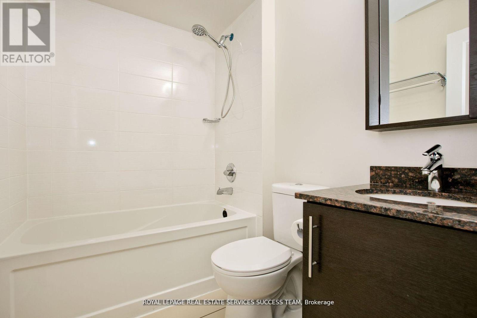 












321 SOUTH PARK ROAD

,
Markham,




Ontario
L3T0B9

