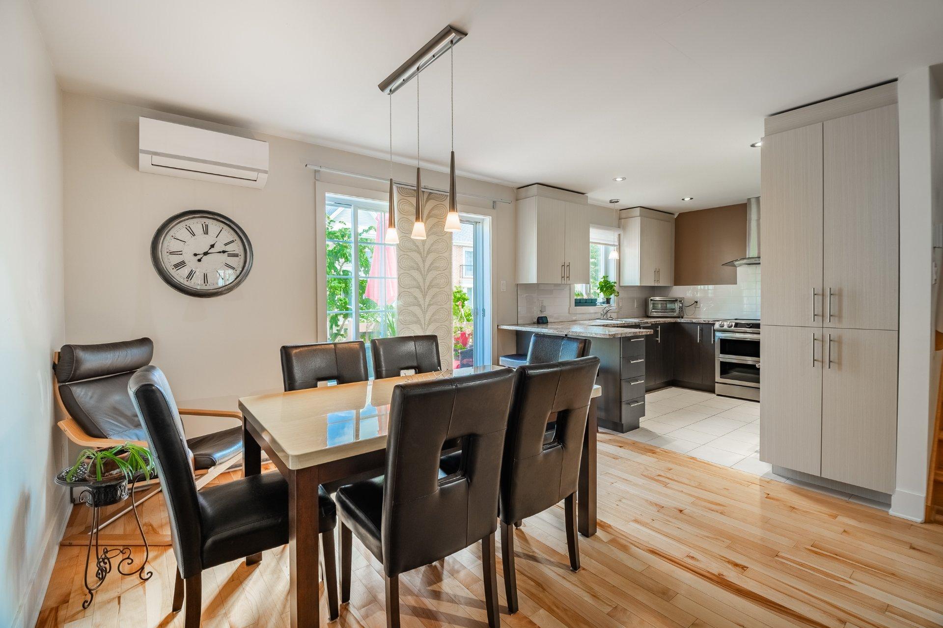 









518Z


Rue François-V.-Malhiot

,
Boucherville,




QC
J4B0H1


