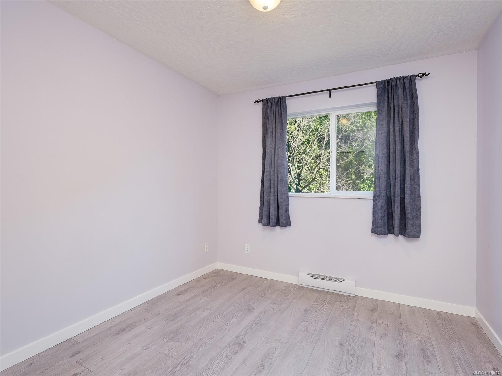 









649


Bay

St, 304,
Victoria,




BC
V8T 5H8

