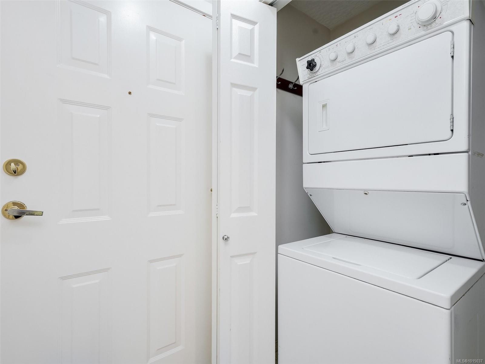 









649


Bay

St, 304,
Victoria,




BC
V8T 5H8

