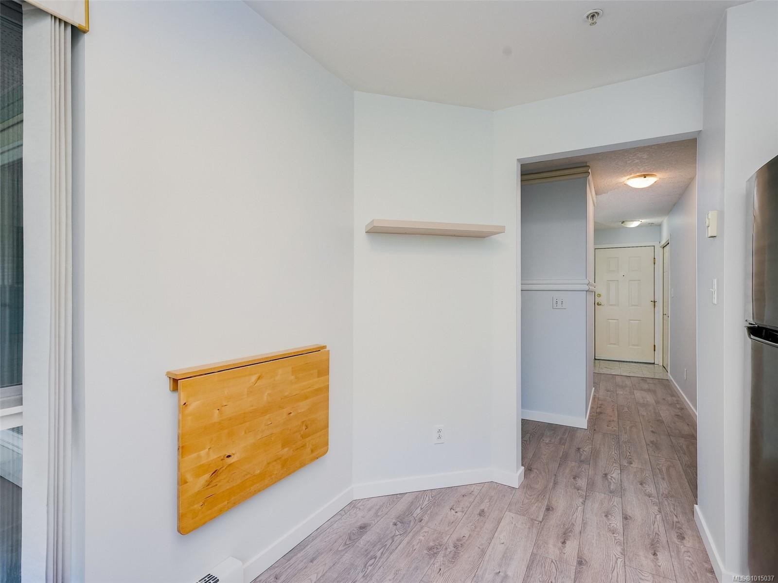 









649


Bay

St, 304,
Victoria,




BC
V8T 5H8

