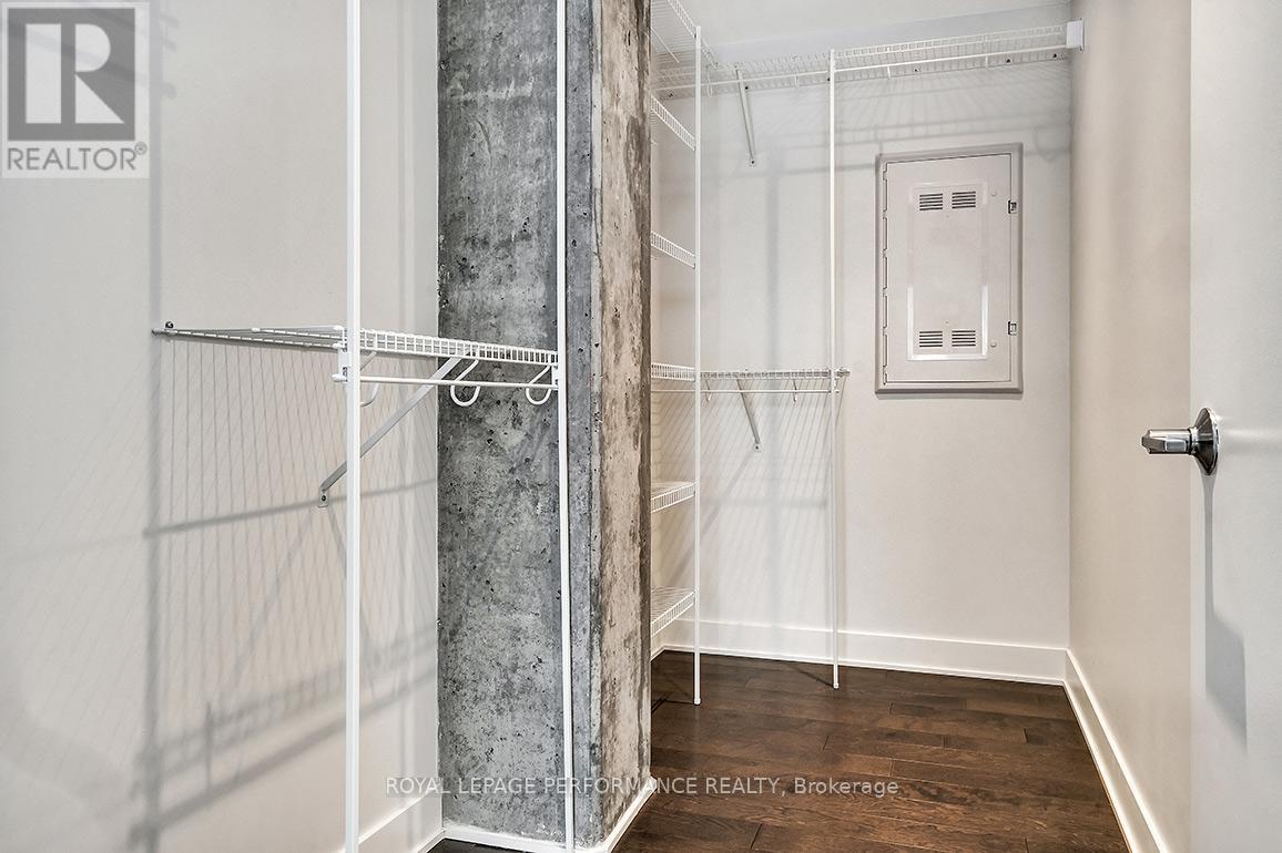 












2209 - 20 DALY STREET W

,
Ottawa,




Ontario
K1N0C6

