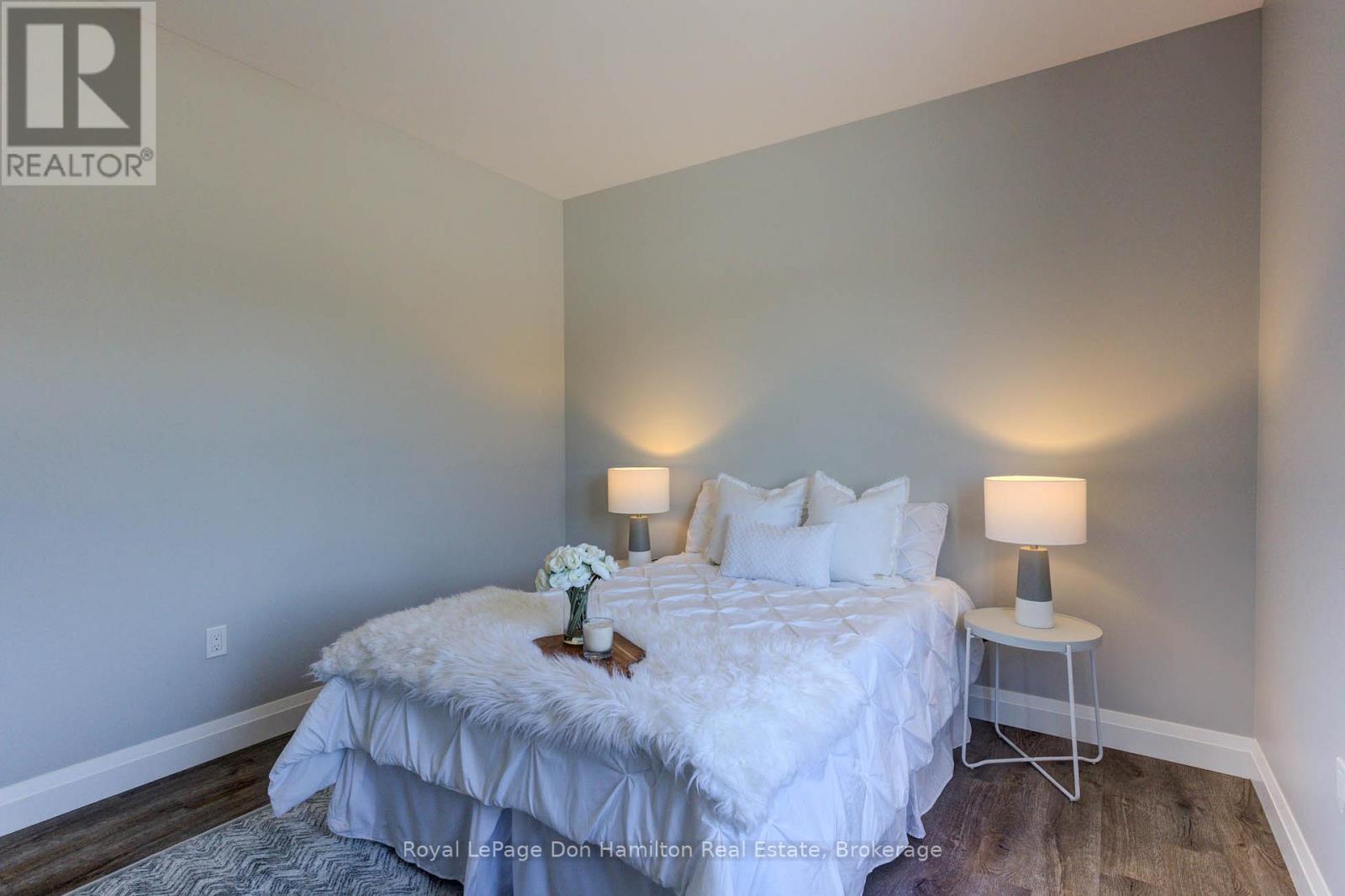 












274 QUEEN STREET S

,
North Perth (Elma),




Ontario
N0G1B0

