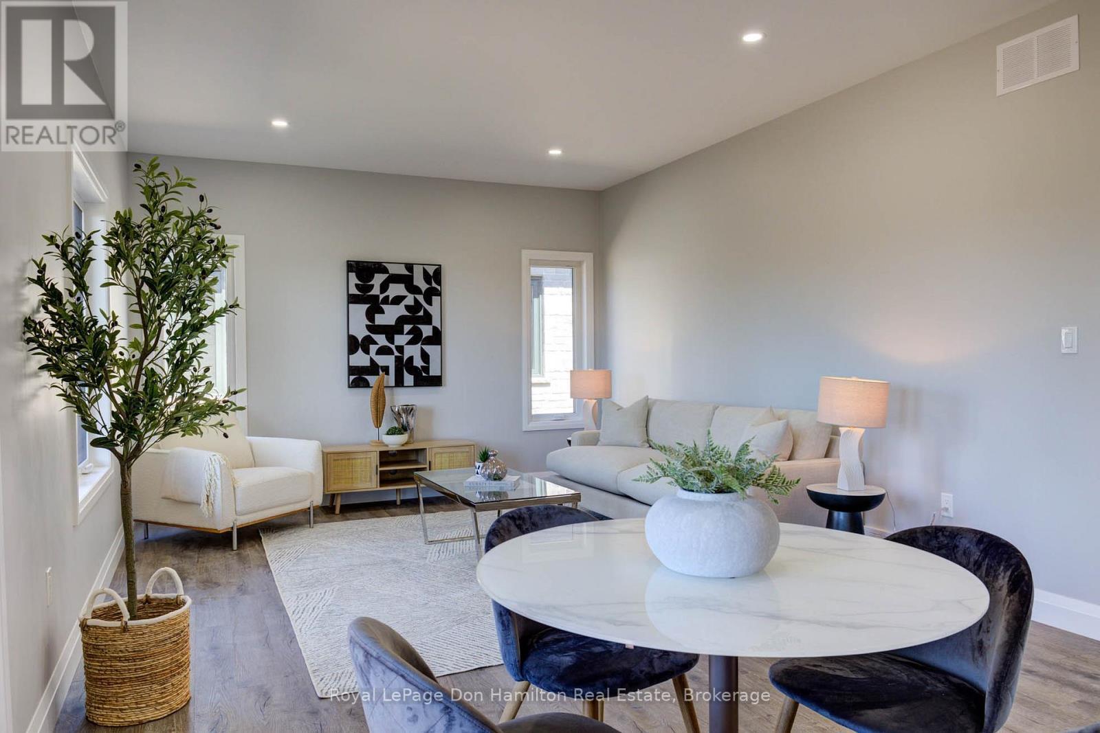 












274 QUEEN STREET S

,
North Perth (Elma),




Ontario
N0G1B0

