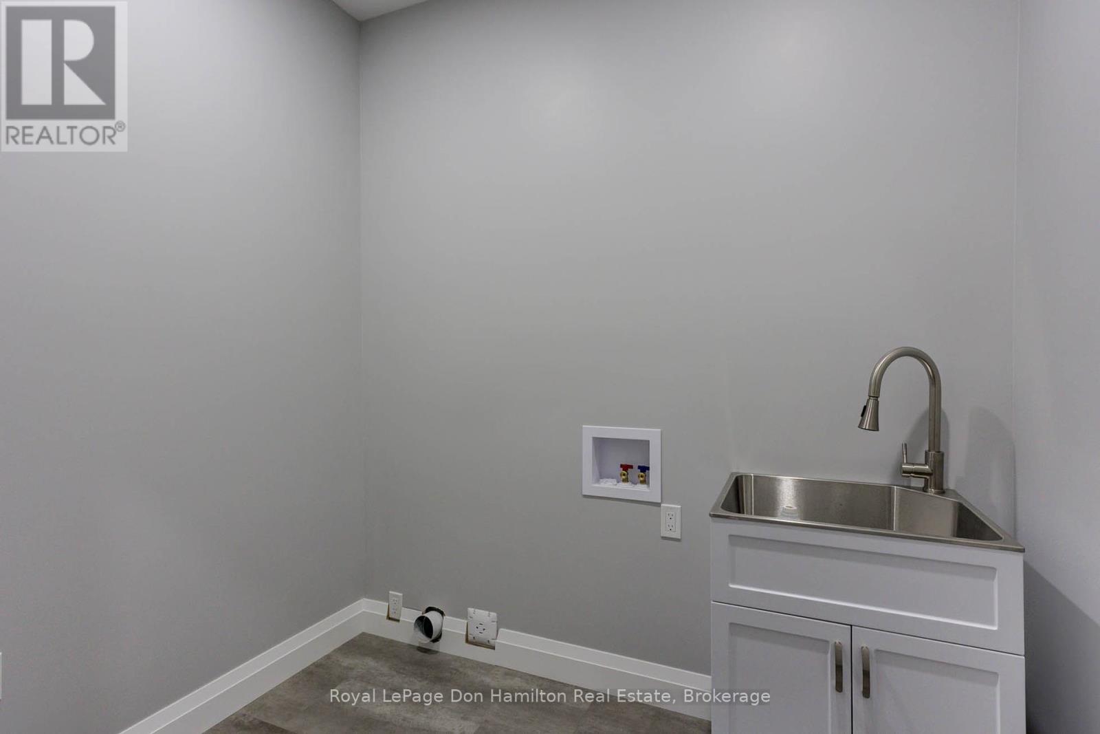 












274 QUEEN STREET S

,
North Perth (Elma),




Ontario
N0G1B0

