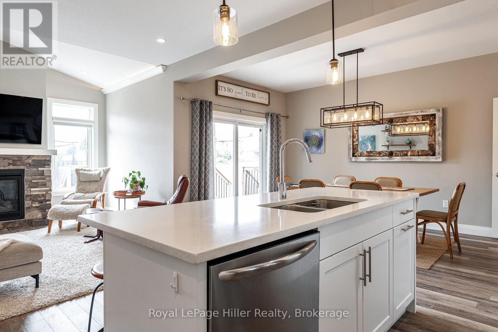 












3 ORR STREET

,
Stratford,




Ontario
N5A0C6

