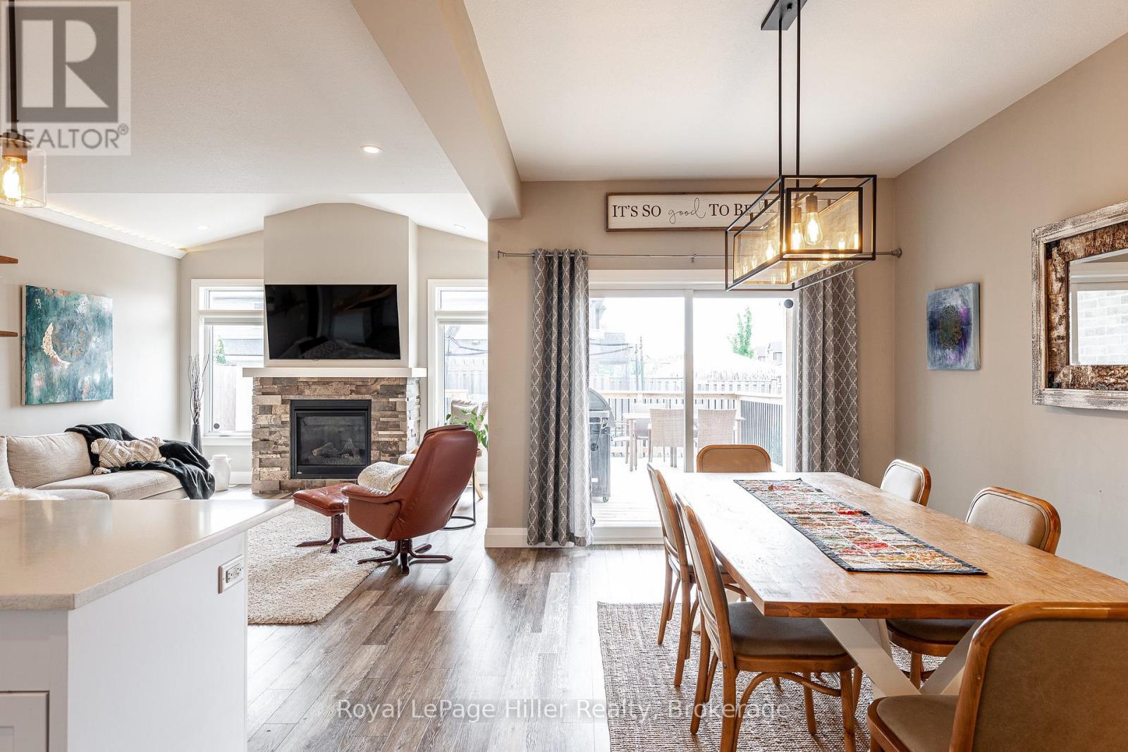 












3 ORR STREET

,
Stratford,




Ontario
N5A0C6

