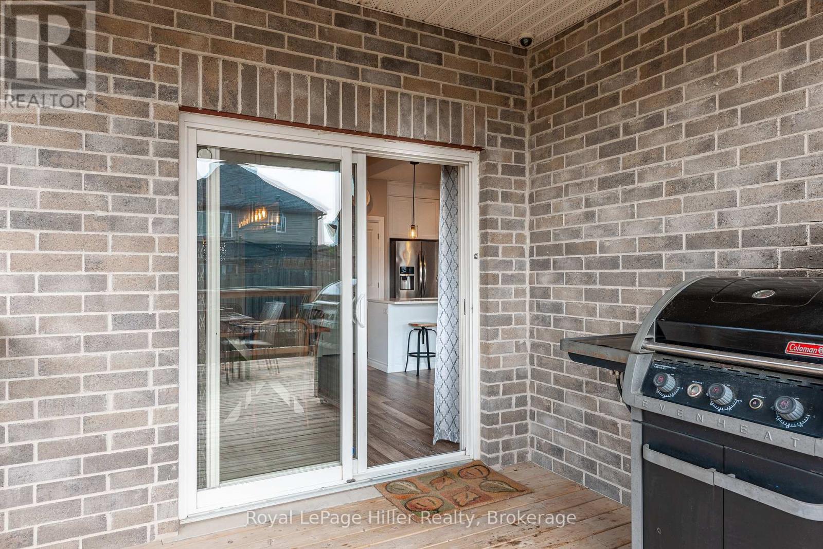 












3 ORR STREET

,
Stratford,




Ontario
N5A0C6

